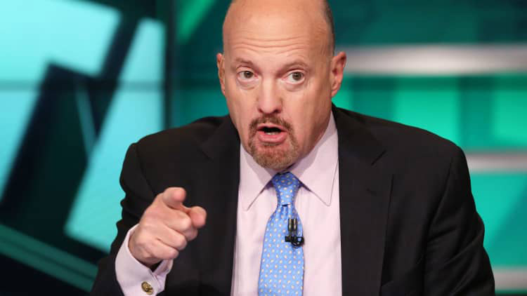 Jim Cramer explica